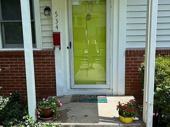 534 Overlook St, Greensboro, NC 27403