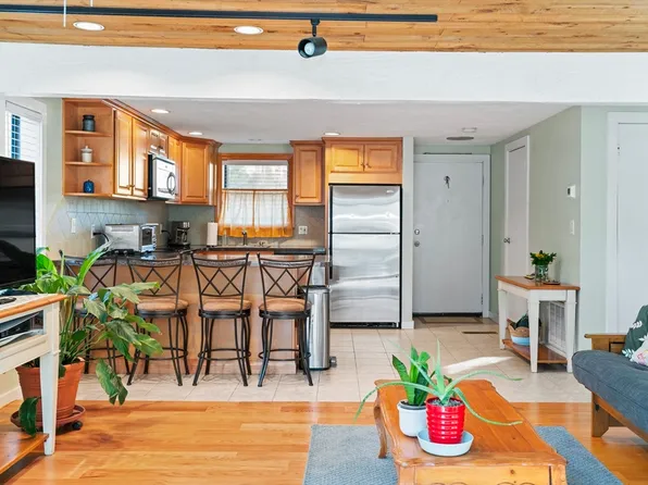 12 Greenwood Village St S #12, North Easton, MA 02356