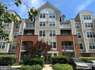 2711 Bellforest Ct APT 406, Vienna, VA 22180