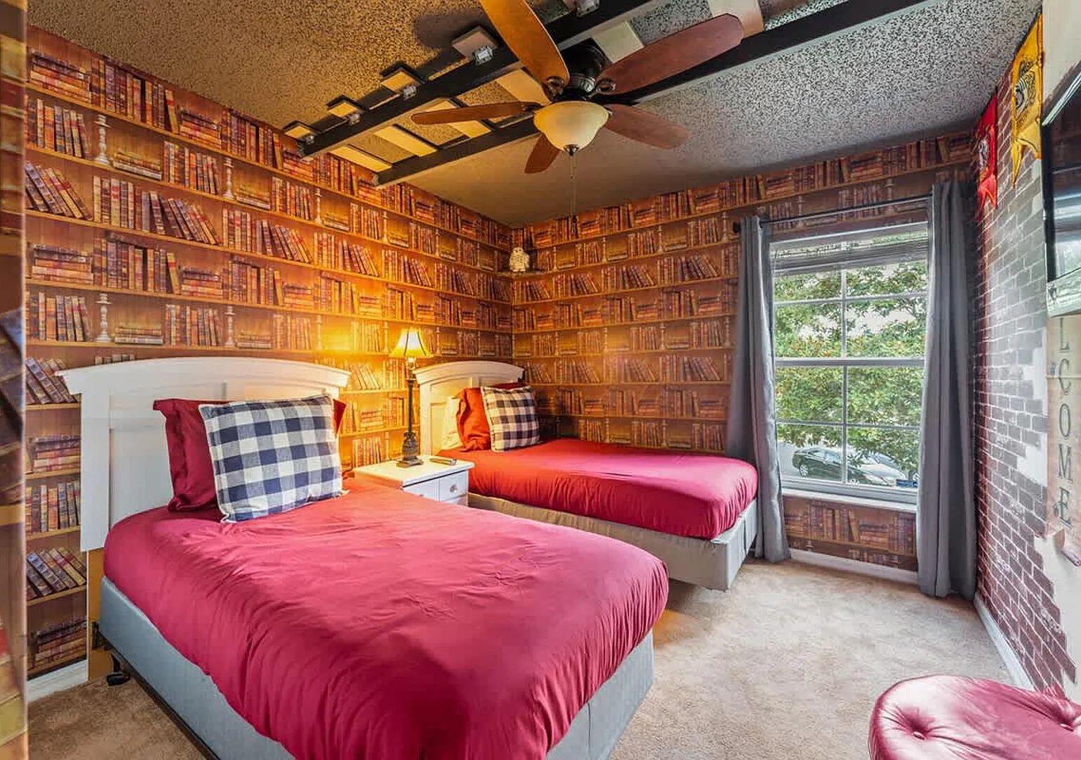 Harry Potter Themed 3 BR — Photo 1