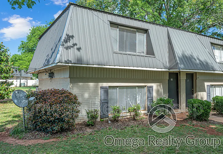 1300 Coosa Pines Dr #A4 — Photo 2