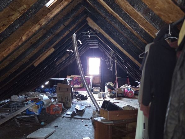 chicago-illinois-442890507 picture