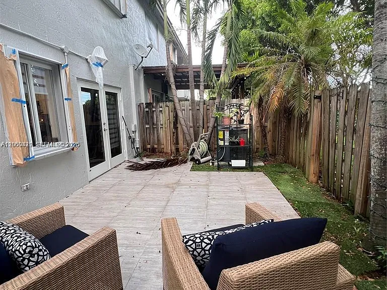 11612 NW 50th Ter #11612 — Photo 18