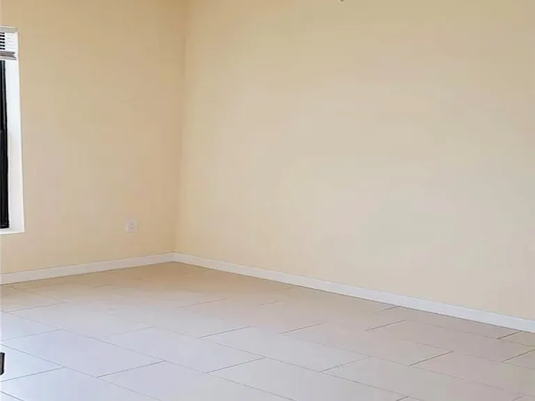 4540 SW 8th Court Cpe — Photo 6