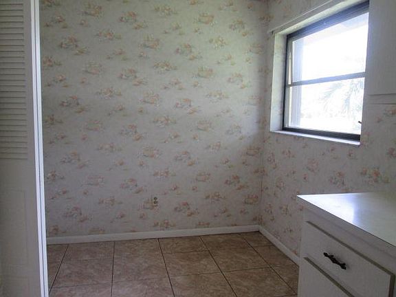 5th image of 6440 Lakemont Cir