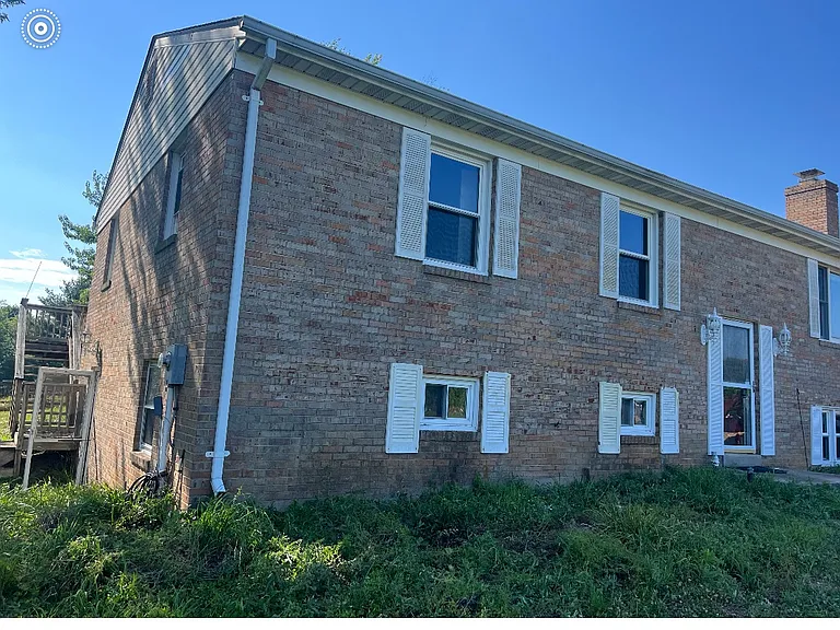 4402 Highboro Dr — Photo 1