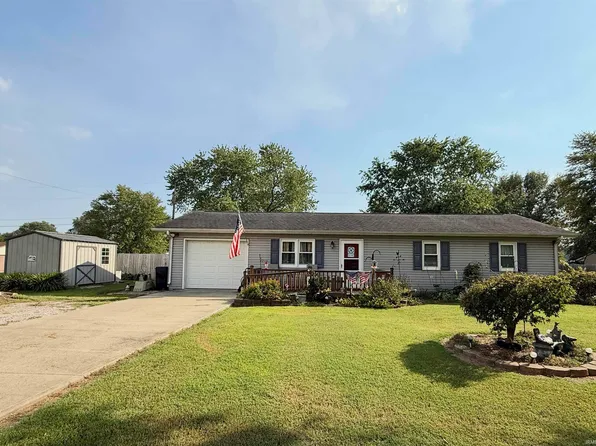 703 9th St, Grandview, IN 47615