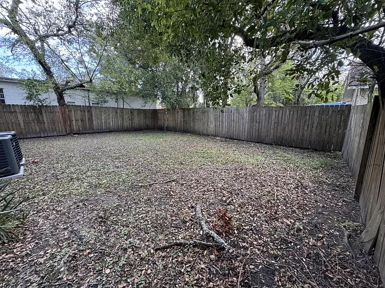 4114 Moncrief Rd — Photo 17