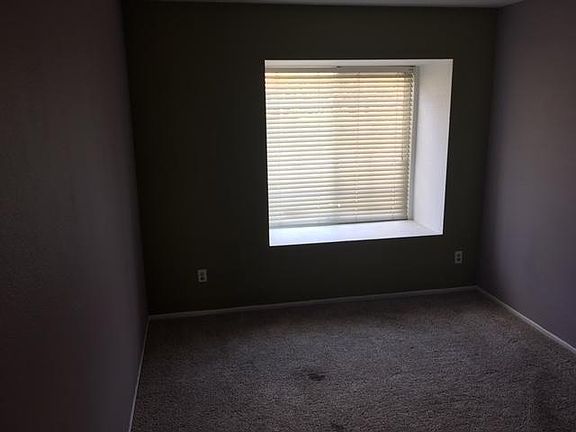 5th image of 6372 N Redwood Ave