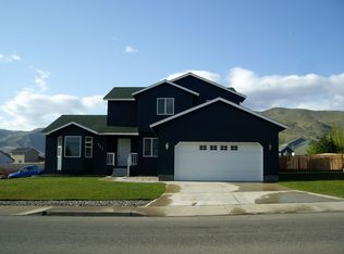 731 Crawford Ave, Wenatchee, WA 98801