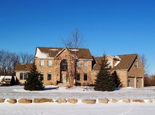 21703 Ridgeview Dr, Saint Cloud, MN 56301
