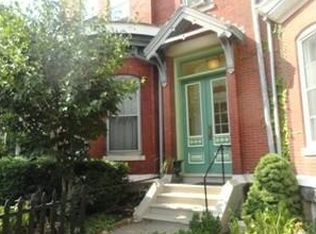 137 Walnut St, Brookline, MA 02445