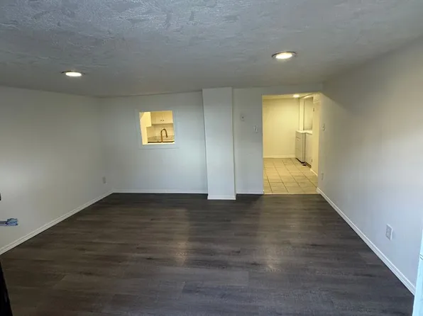 1055 1/2 Lake Ave, Idaho Falls, ID 83402