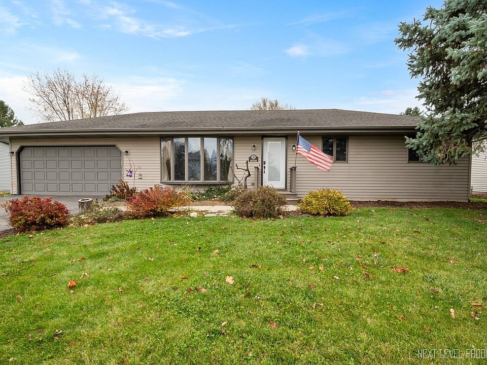 1st image of 155 W Fuller Dr