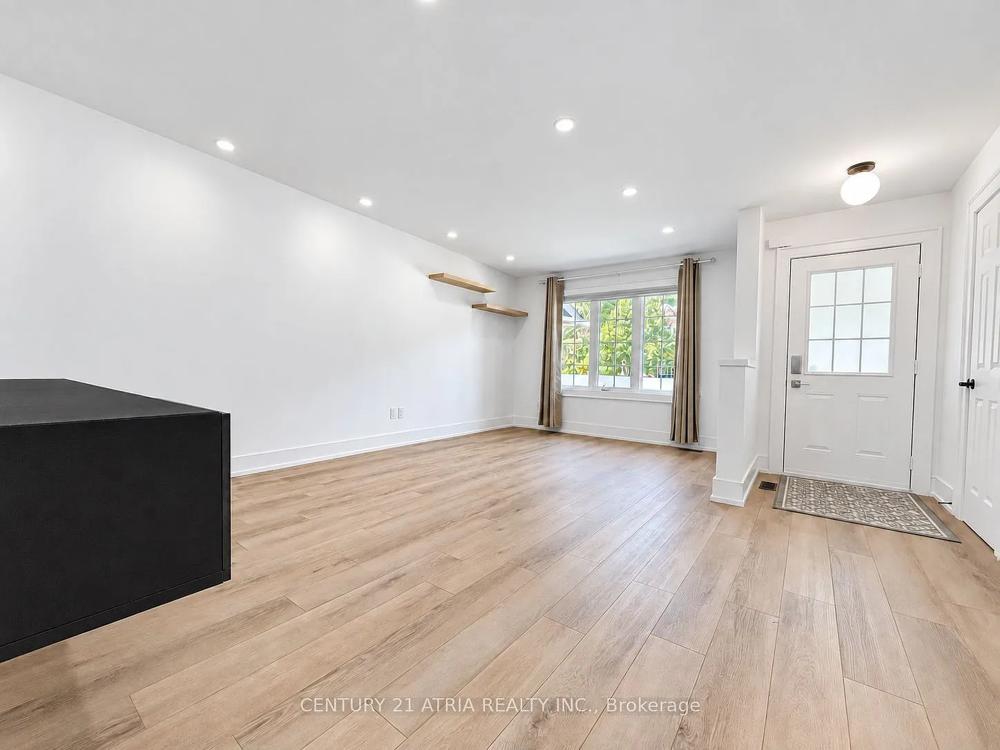 3 bed, $3,700 — Photo 3