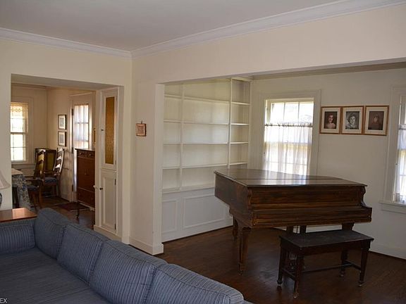 5th image of 16705 Lomond Blvd