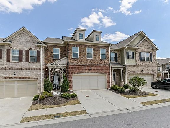 2nd image of 3597 Ashcroft Dr SE