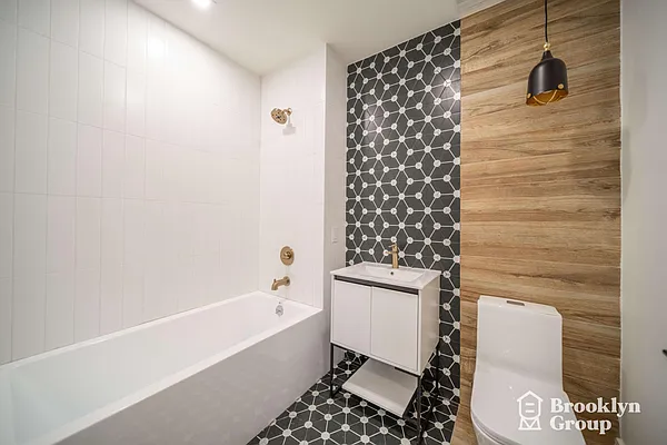 Rented by Brooklyn Group | media 16