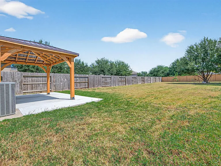 6438 Haywards Crossing South Cir — Photo 42