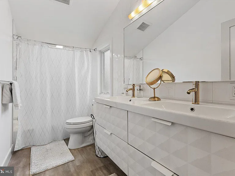 23 Leigh Ave #B — Photo 21