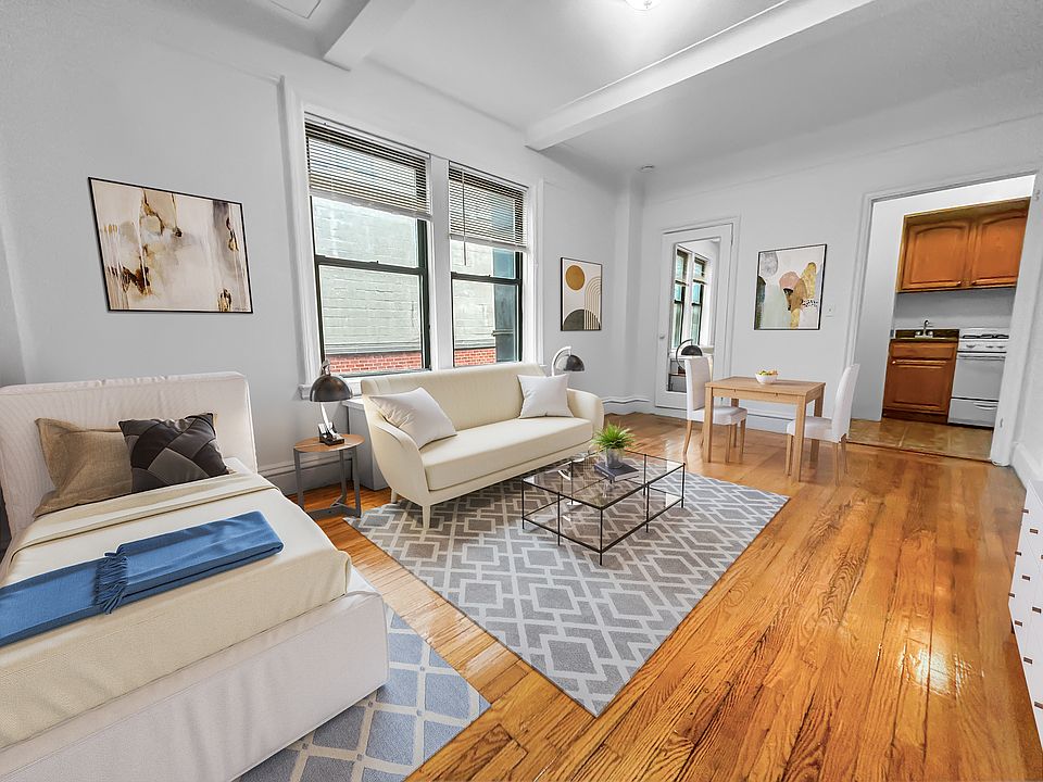 2nd image of 155 E 52nd St APT 8H