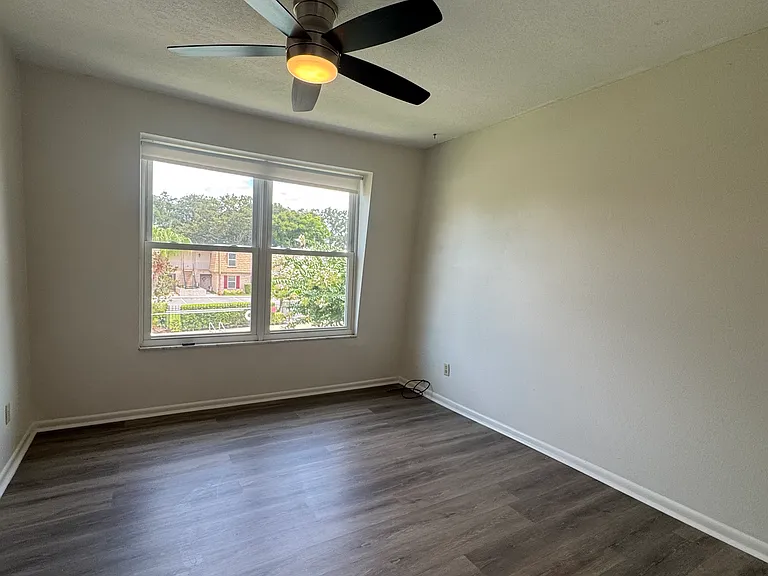 200 Saint Andrews Blvd #1103 — Photo 12