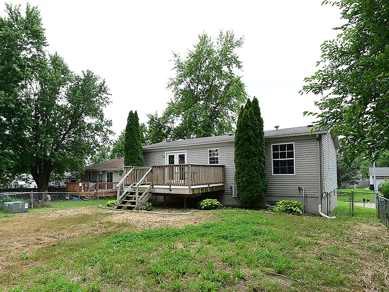 38 Cypress St — Photo 7