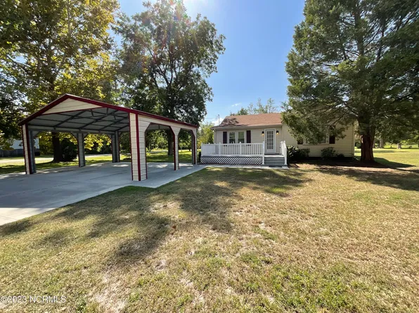 313 Beach Street, New Bern, NC 28560