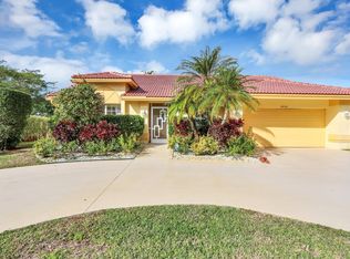 20124 Back 9 Dr, Boca Raton, FL 33498