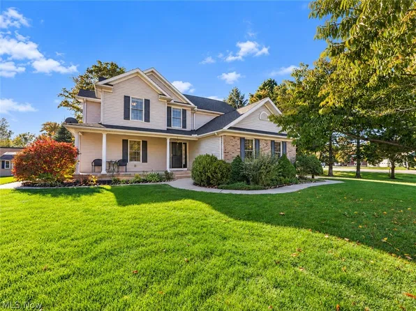2 Whitefield Blvd, Norwalk, OH 44857