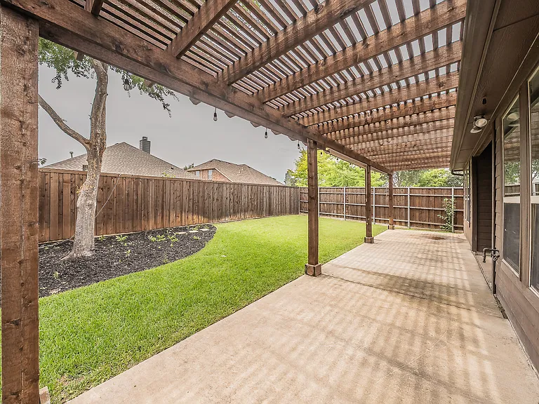 412 Hideaway Rd — Photo 45