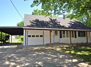 7203 SW 15th St, Des Moines, IA 50315