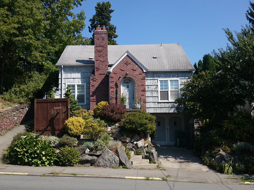 2nd image of 6806 15th Ave NE