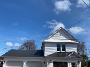 867 Maple St, Lake Linden, MI 49945