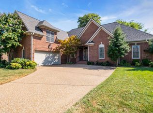 207 Chapel Ct S, Hendersonville, TN 37075
