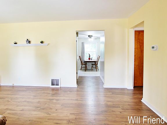 5th image of 1108 Dorroll St NE