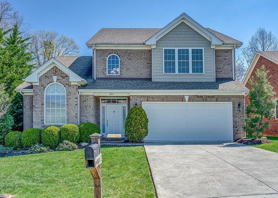 1st image of 3614 Colonial Court Dr