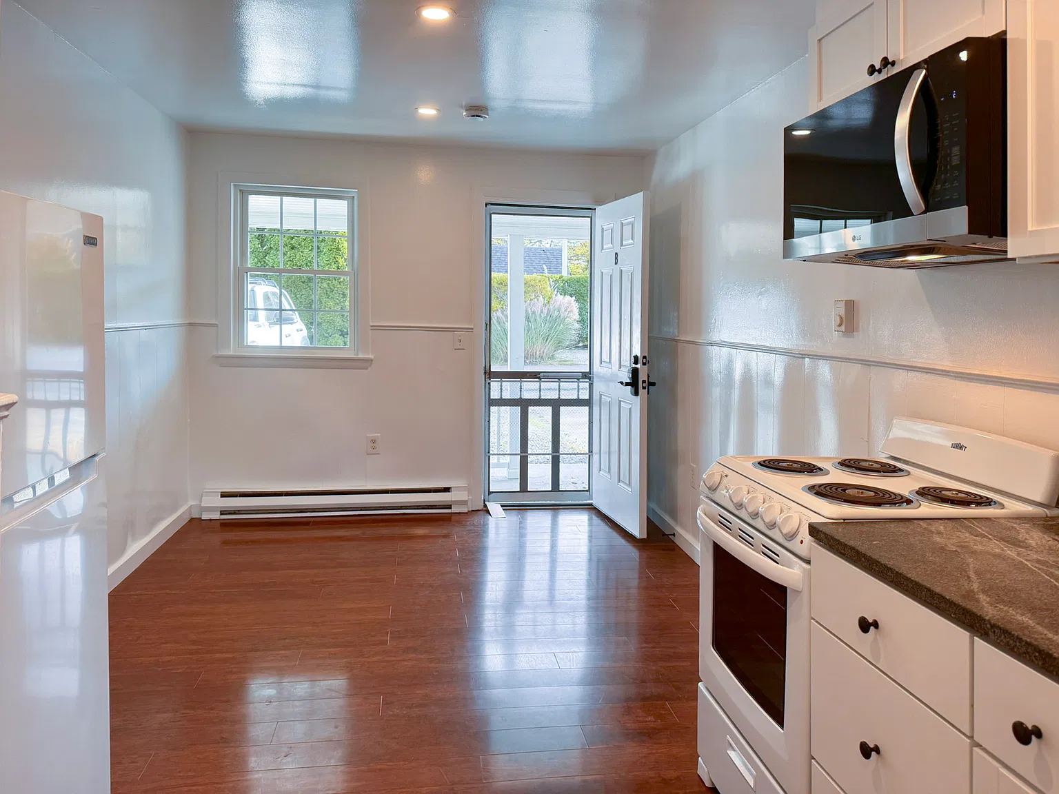 288 Ocean St — Photo 1