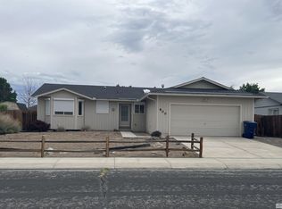 600 Shadow Ln, Fernley, NV 89408