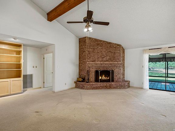 4th image of 29623 Terra Vista