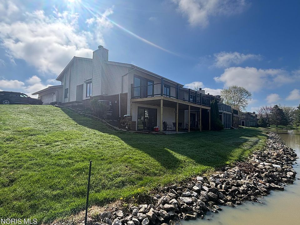 1st image of 744 Deerwood Dr