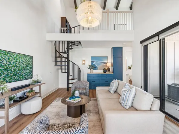 1602 San Remo Pl Unit 201, Encinitas, CA 92024