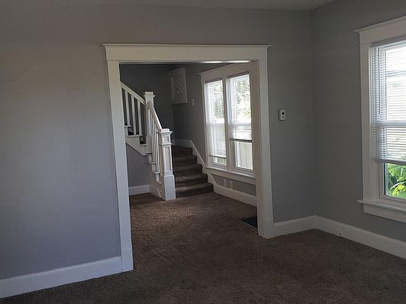 2nd image of 722 17th Ave