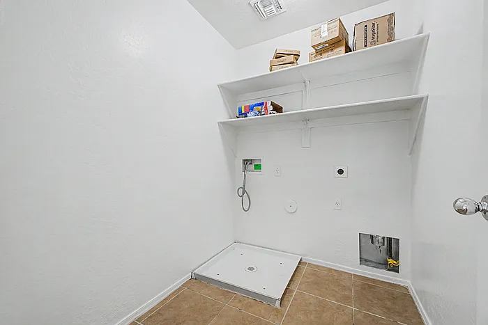 14165 W Crocus Dr — Photo 42