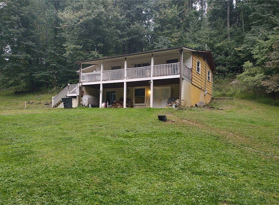 118 Spring St, Galax, VA 24333 MLS 86678 Zillow