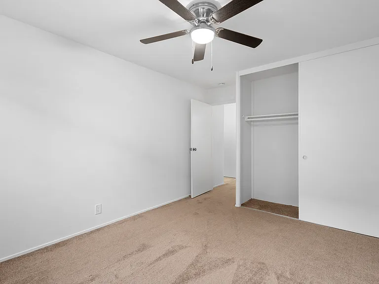 BEDROOM - Angle #5
*All bedrooms have carpet. Carpet color may vary slightly from apartment to apartment.
