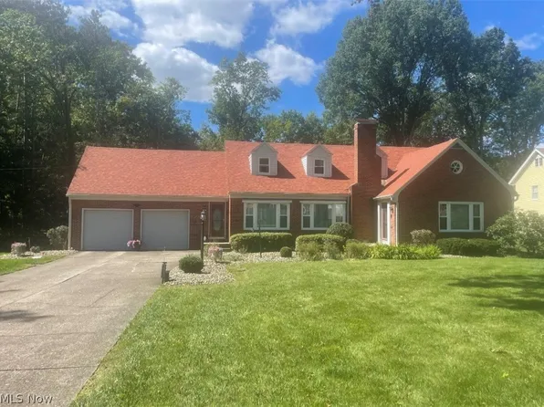 6128 Lundy Ln, Youngstown, OH 44512