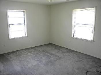 5th image of 1513 NW 43rd St