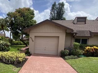 6730 Versailles Ct, Lake Worth, FL 33467