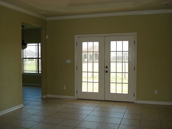 4th image of 2104 Water Willow Dr